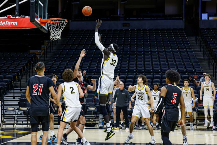 Vianney Springfield Central Missouri boys basketball Dec 9 2023 Nate Latsch-21